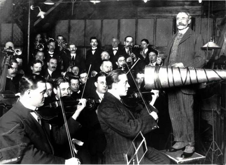 Sir Edward Elgar conducting first record 'Carissima' Jan 1914, possibly at City Road - Early 20th century recordings.  Image supplied Courtesy of The  EMI Group Archive Trust